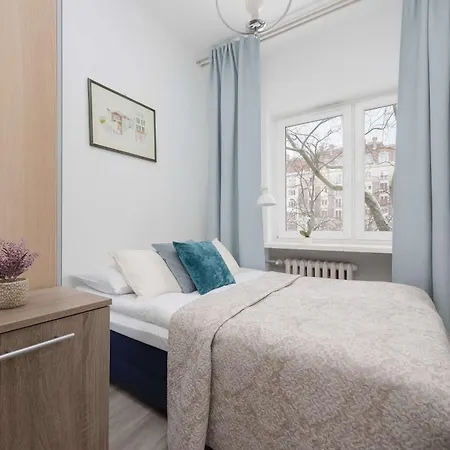 아파트 Stylish & Comfortable In Center By Renters *