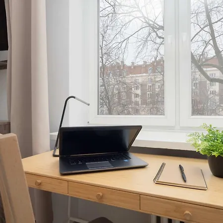 Stylish & Comfortable In Center By Renters *