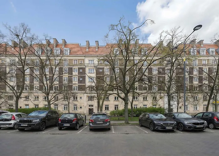 Stylish & Comfortable In Center By Renters Warsaw