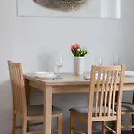 Stylish & Comfortable In Center By Renters * Warschau